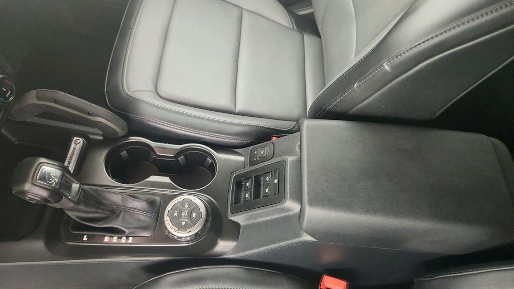 Used 2022 Ford Bronco Everglades image 19