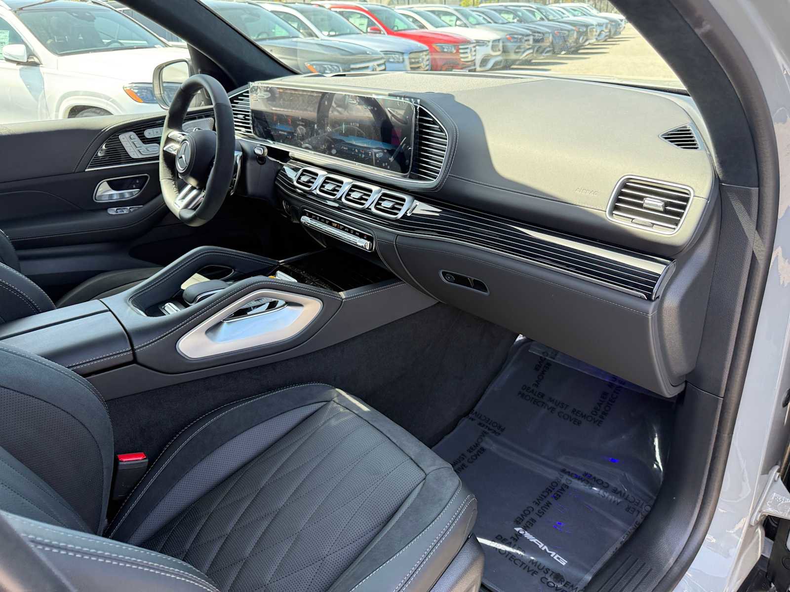 New 2025 Mercedes-Benz GLS 63 AMG 4MATIC image 11