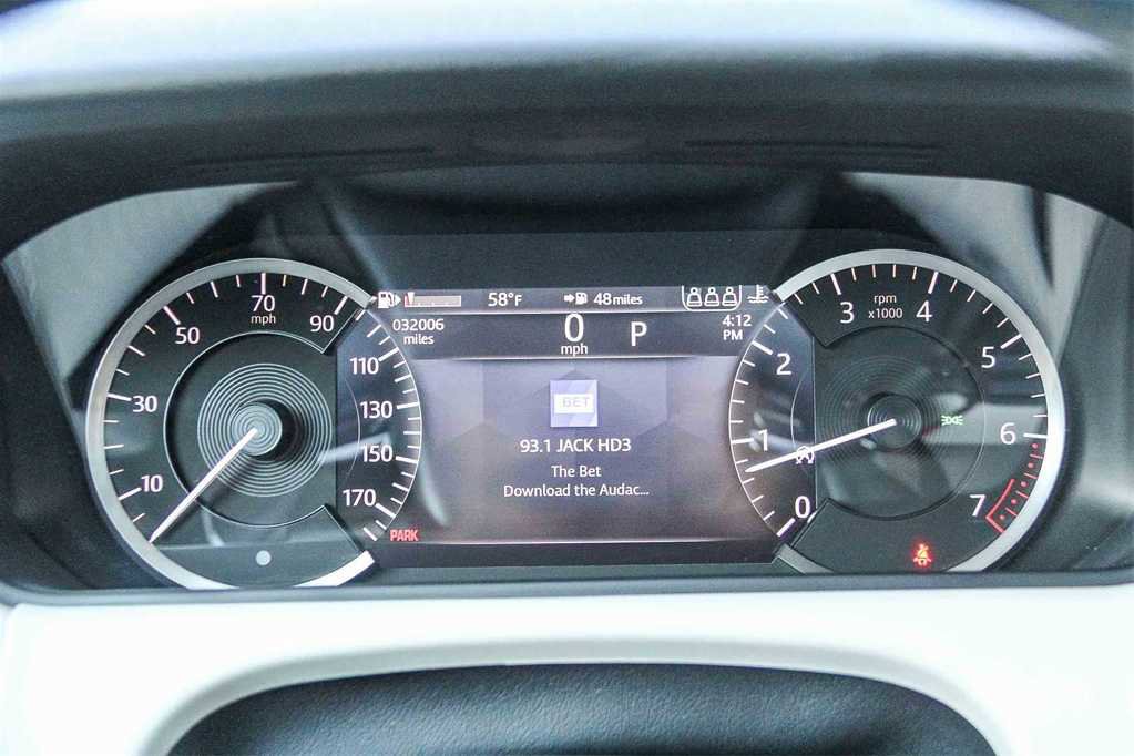 Used 2021 Land Rover Range Rover Velar S image 24