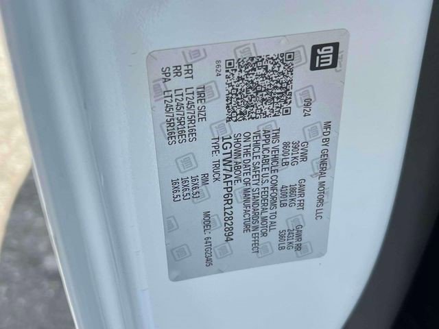 Certified 2024 GMC Savana 2500 w/ Driver Convenience Package image 19