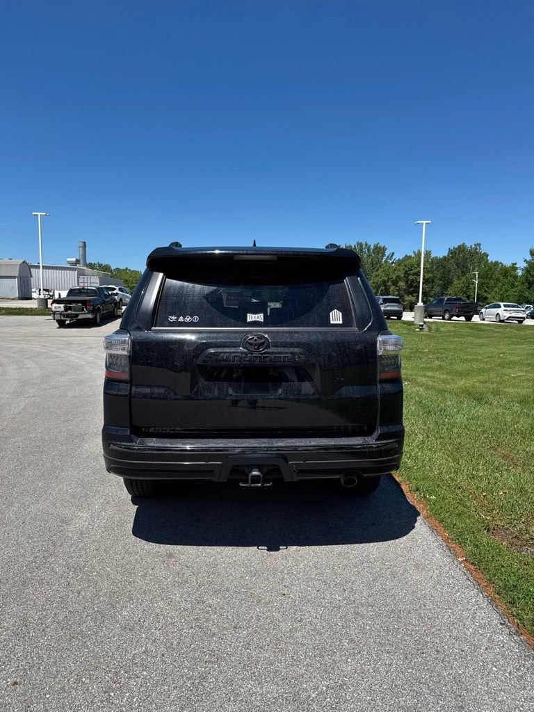 Used 2019 Toyota 4Runner Limited AWD/4WD image 4