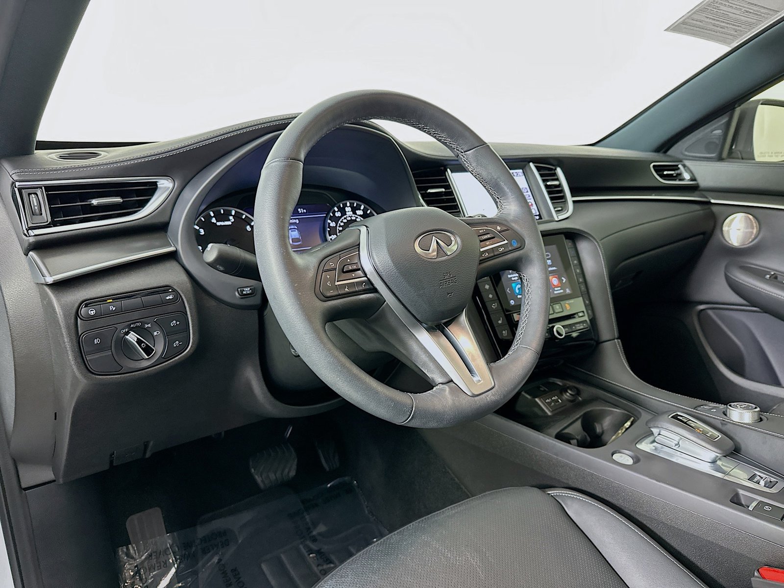 Used 2025 INFINITI QX55 Essential AWD/4WD image 9