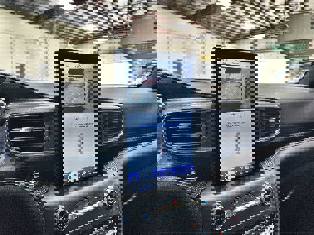 Used 2020 Ford Explorer ST w/ Premium Technology Package image 32