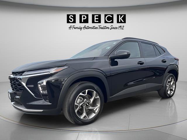 Used 2025 Chevrolet Trax LT