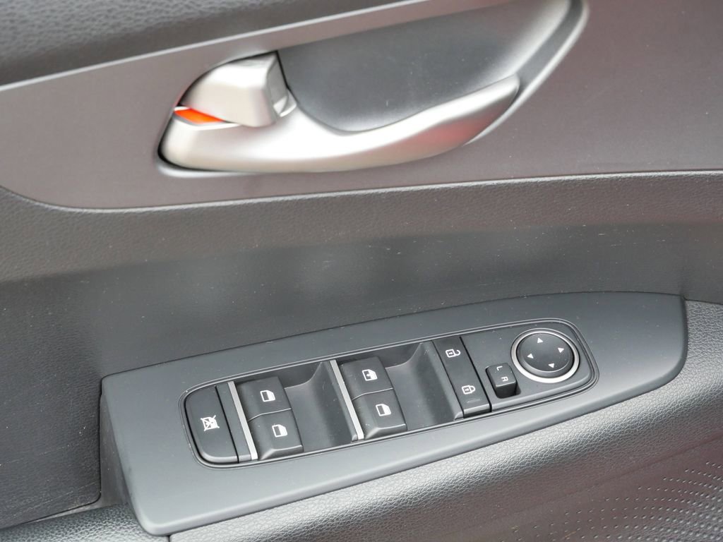 Used 2021 Kia Forte LXS image 32