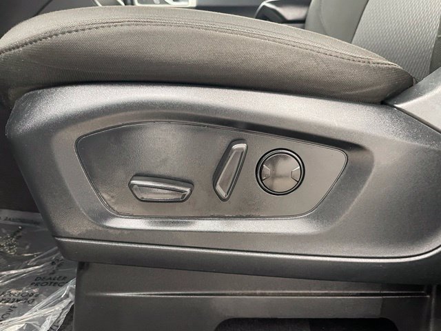 Used 2022 Ford Explorer XLT AWD/4WD image 10