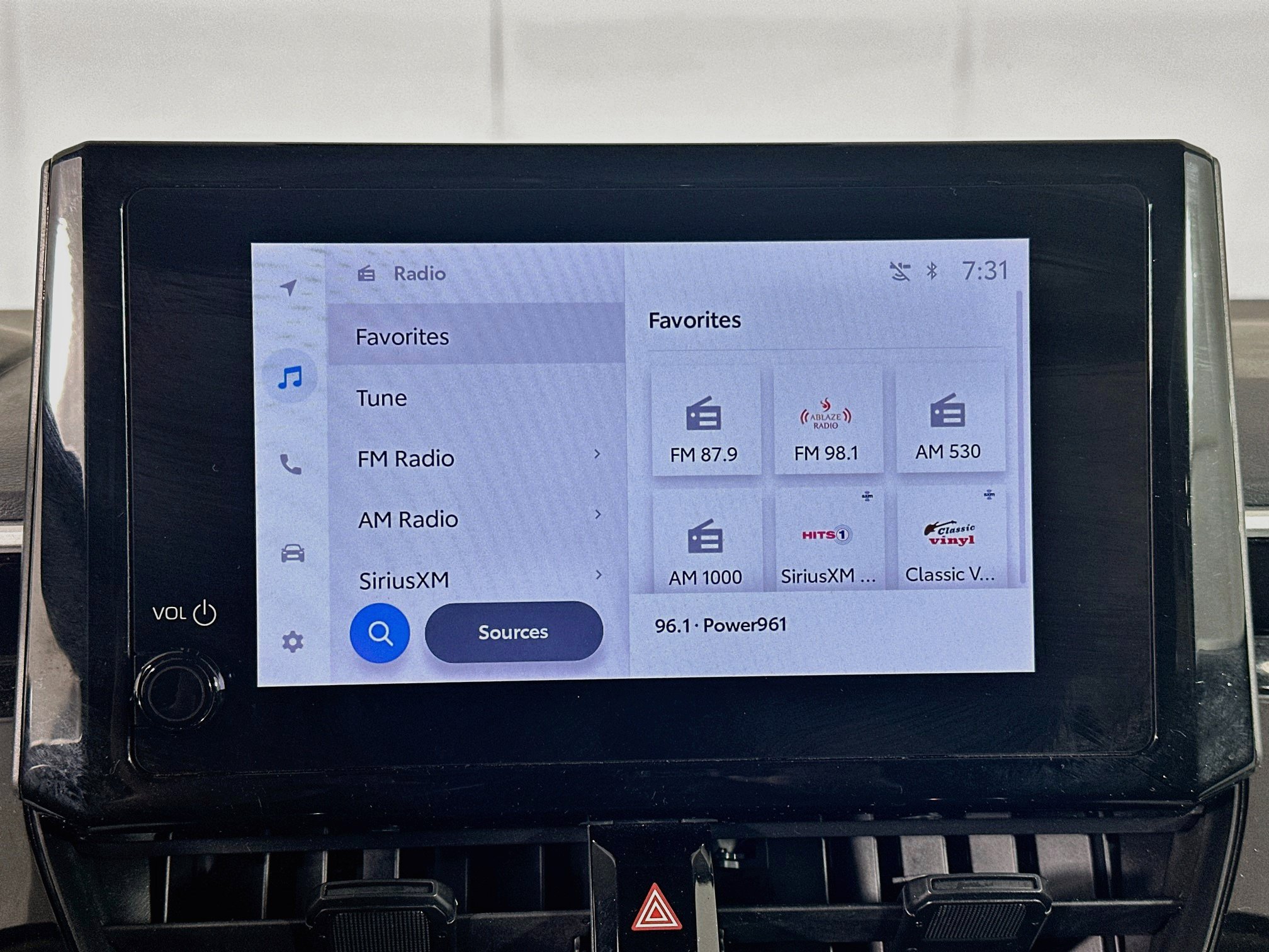 Used 2025 Toyota Corolla LE FWD image 19