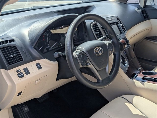 Used 2013 Toyota Venza LE image 9