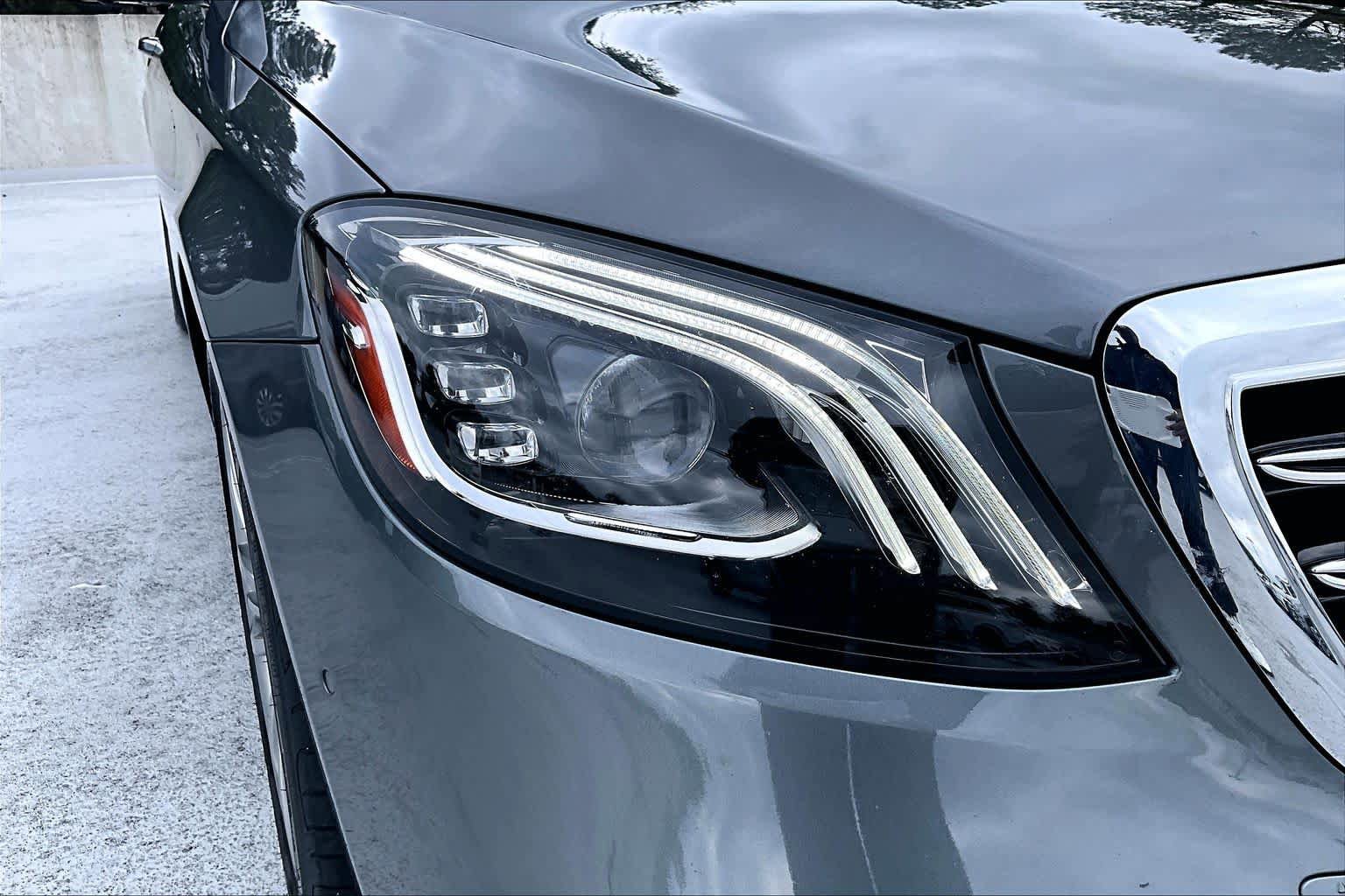 Used 2018 Mercedes-Benz S 560 4MATIC Sedan image 28