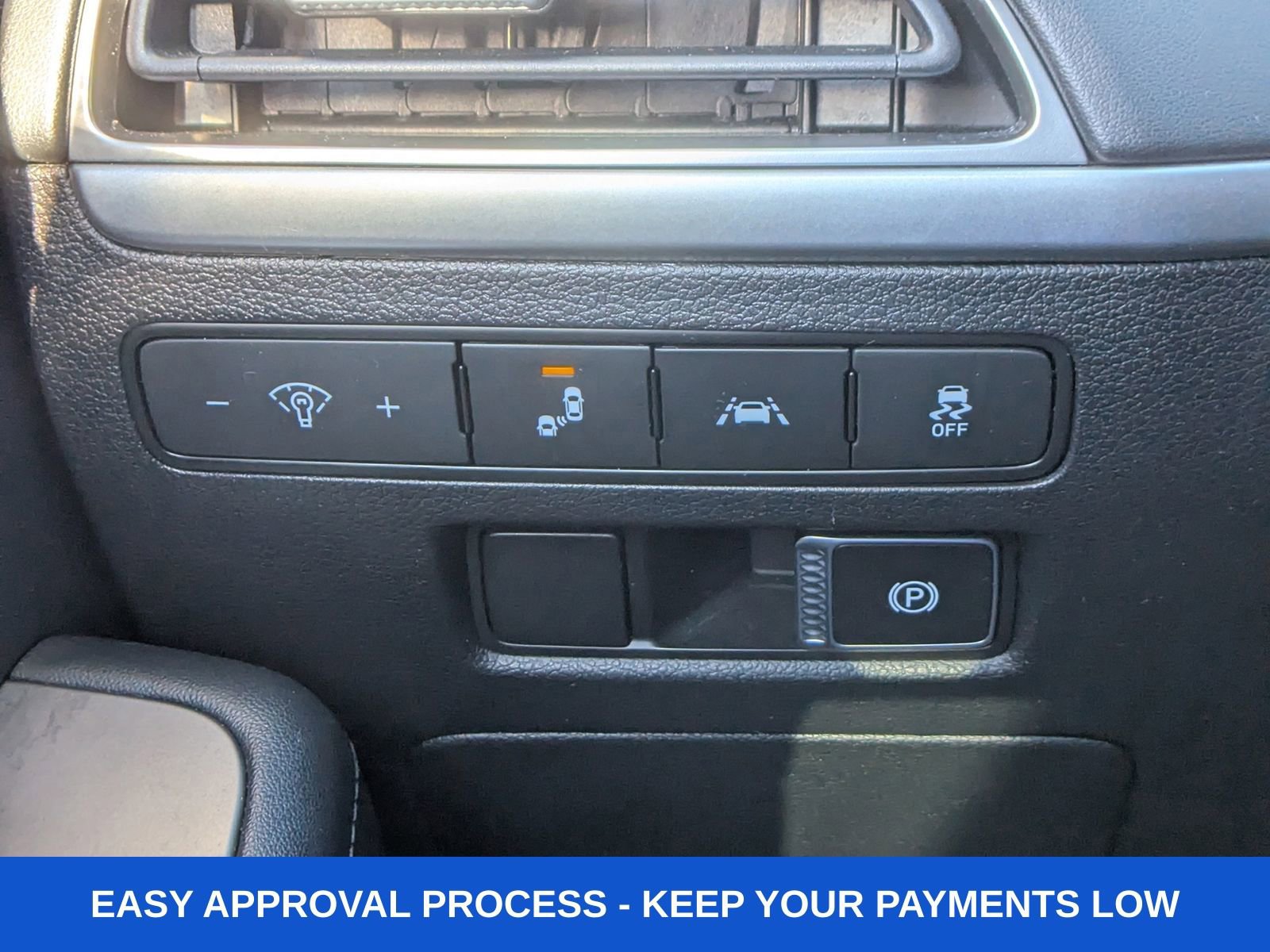 Used 2022 Hyundai Palisade SE image 25