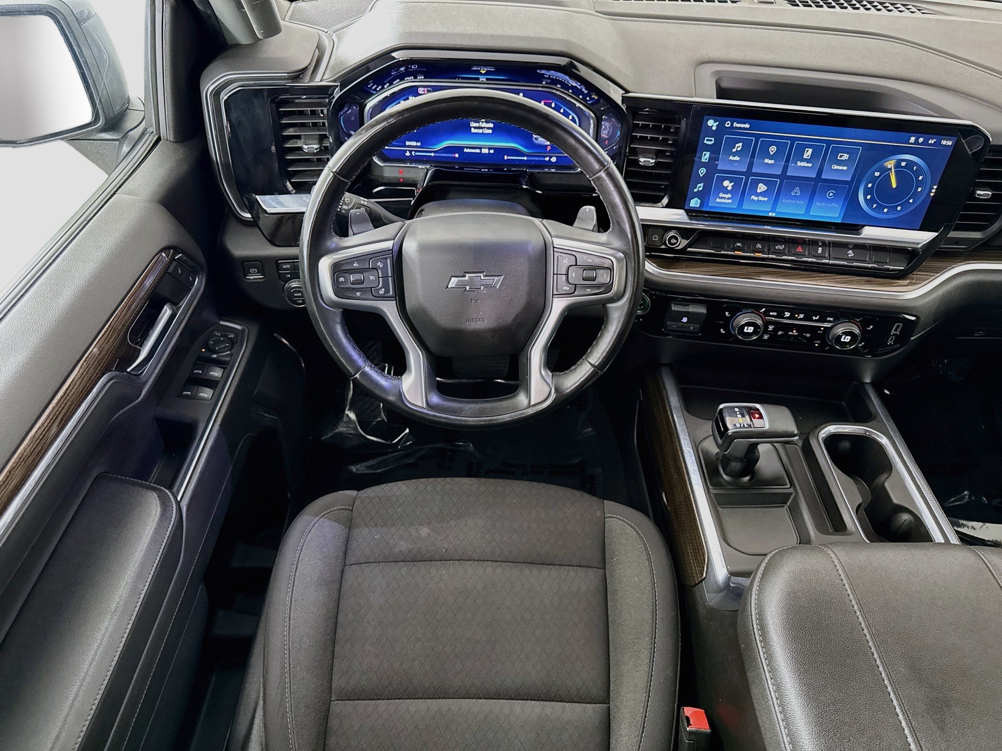 Used 2024 Chevrolet Silverado 1500 RST w/ Z71 Off-Road Package AWD/4WD image 24