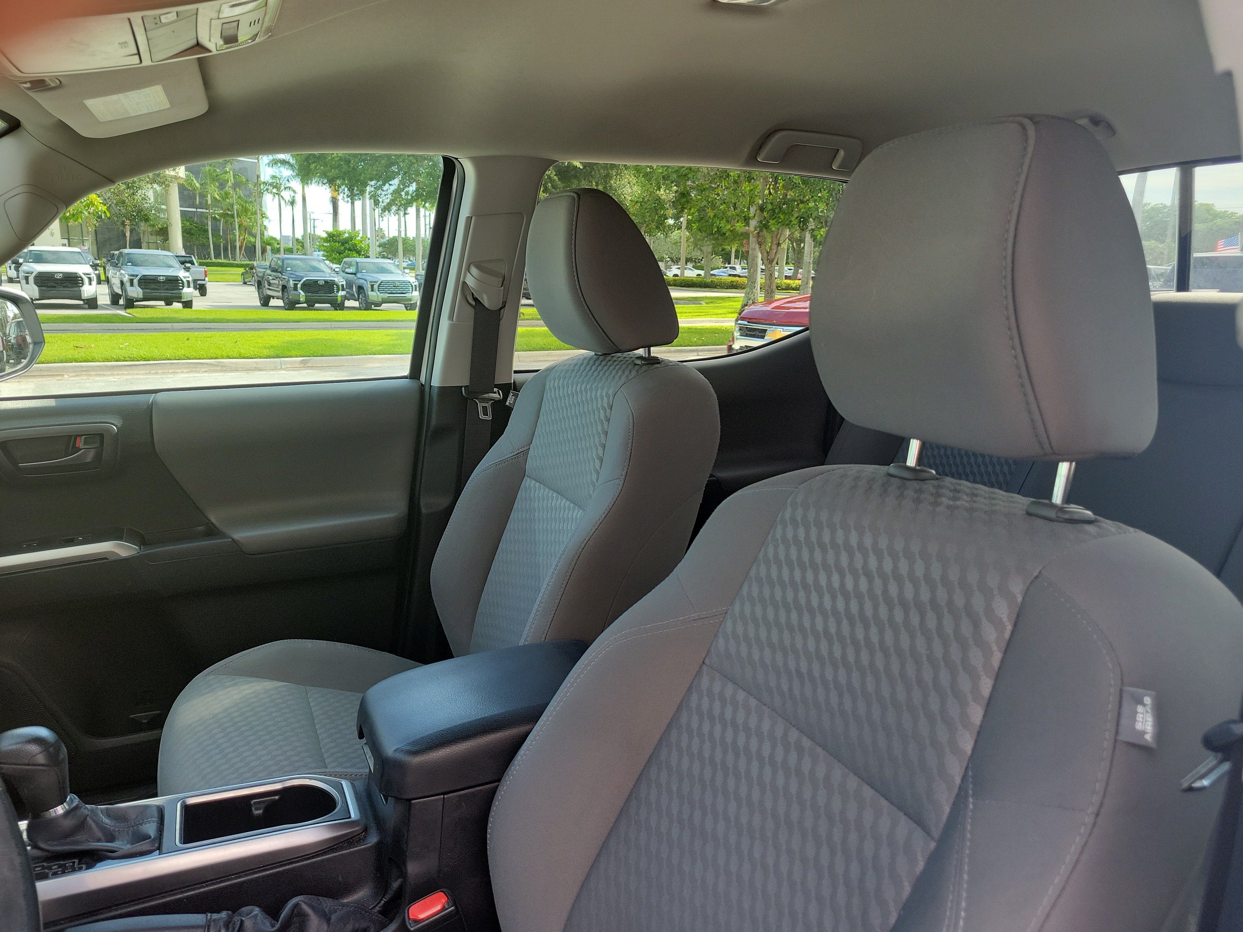 Used 2023 Toyota Tacoma SR5 AWD/4WD image 22