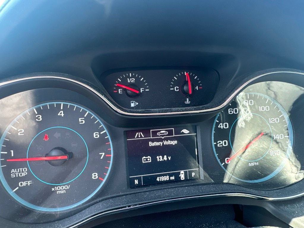 Used 2018 Chevrolet Cruze LT w/ Convenience Package FWD image 10