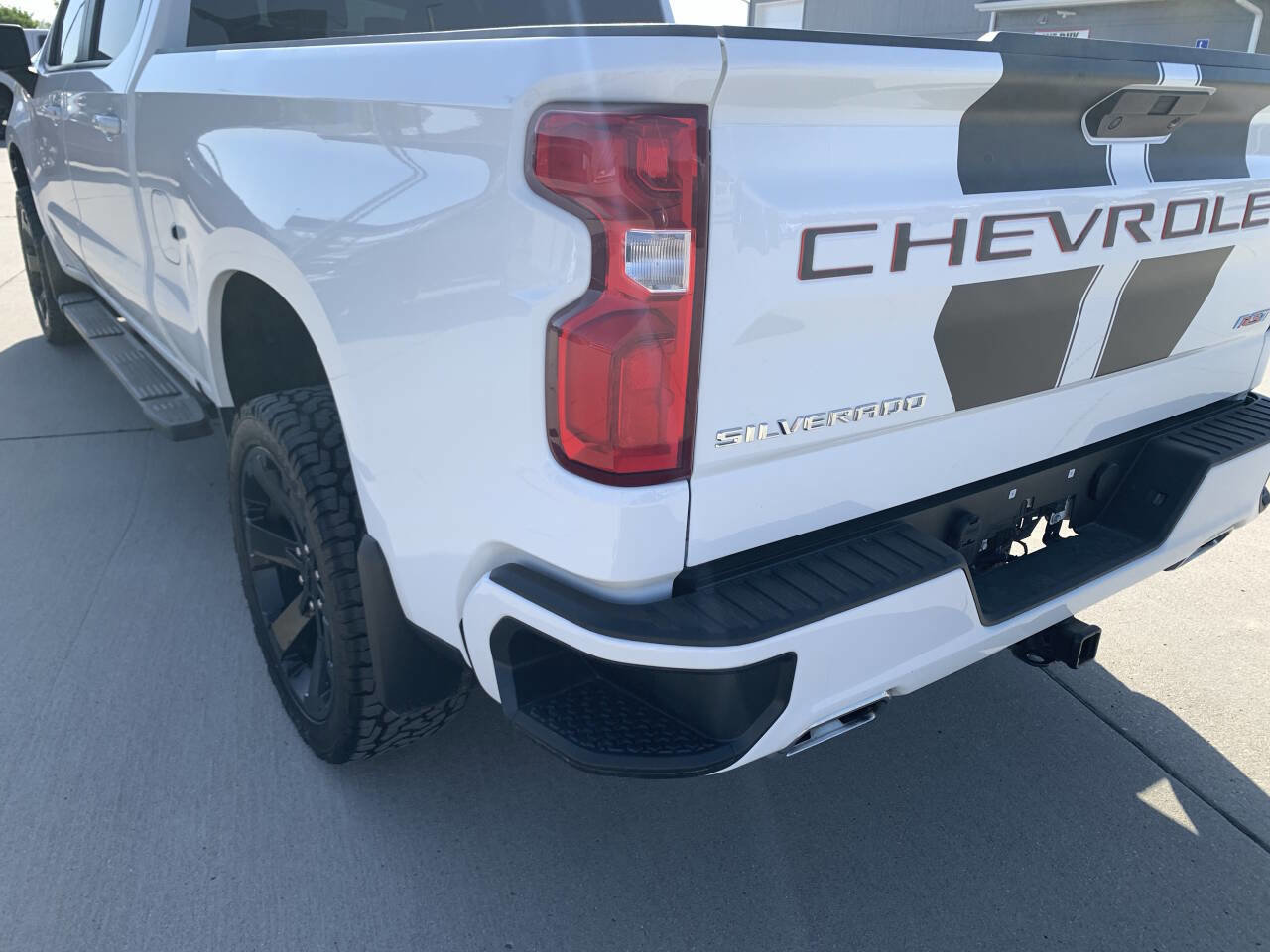 Used 2022 Chevrolet Silverado 1500 RST w/ Z71 Off-Road Package image 16