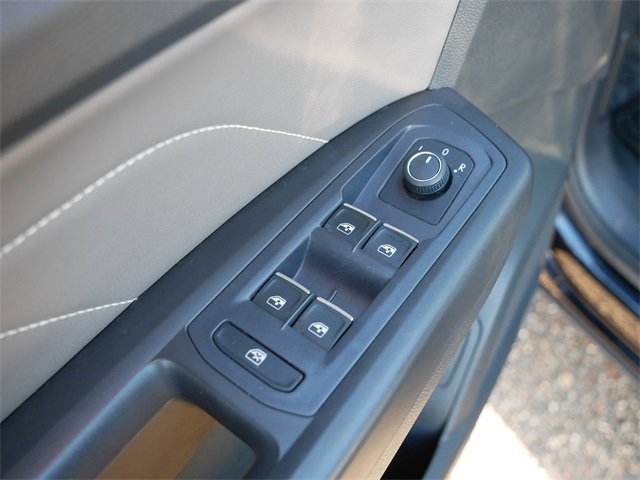 Used 2022 Volkswagen Atlas SE w/ Black Wheel Package image 15