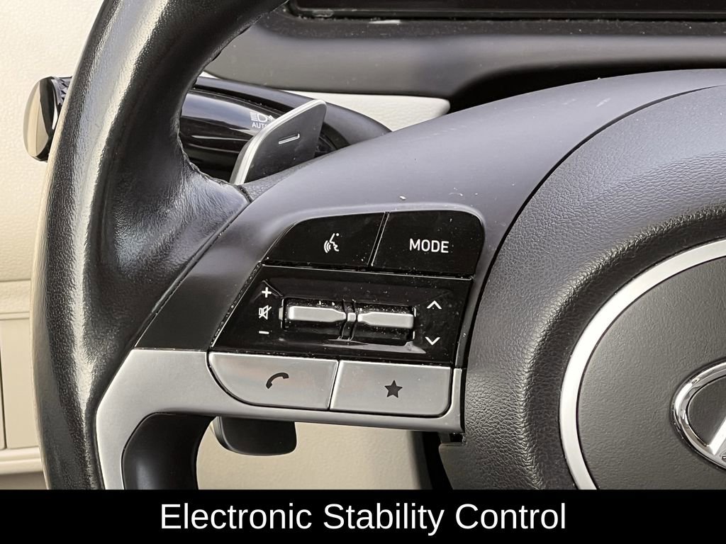 Used 2023 Hyundai Tucson Limited image 16