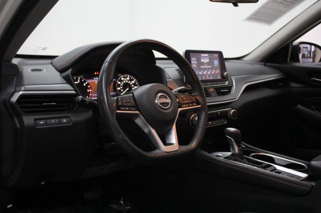 Used 2023 Nissan Altima 2.5 SR image 6