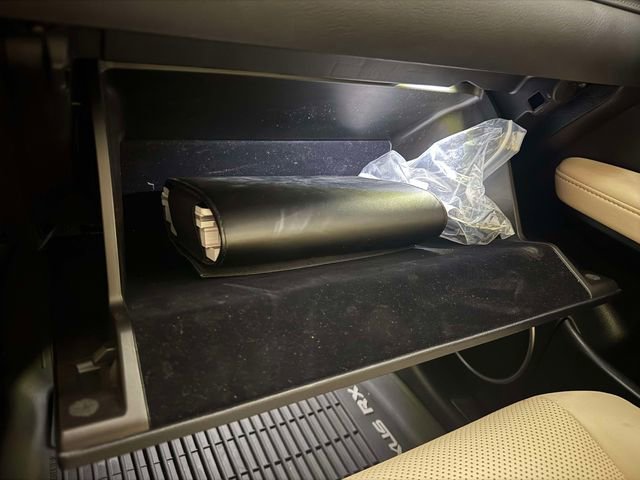 Certified 2022 Lexus RX 450hL AWD w/ Premium Package image 40