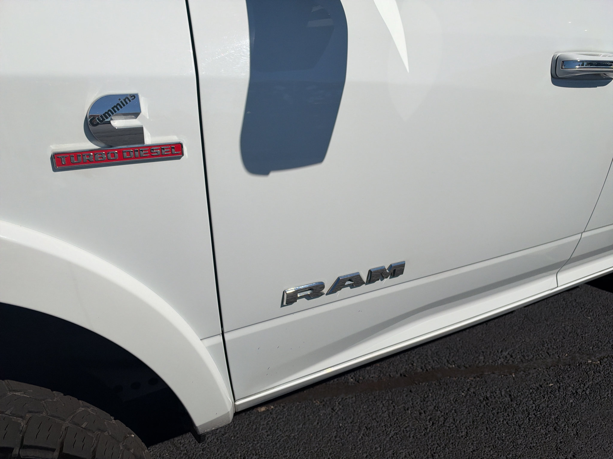 Used 2022 RAM 2500 Laramie AWD/4WD image 11