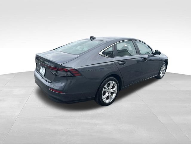 Certified 2025 Honda Accord LX image 5