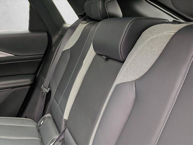 Used 2024 Cadillac Lyriq Tech AWD/4WD image 15