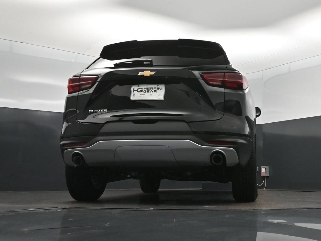 New 2026 Chevrolet Blazer LT FWD image 41