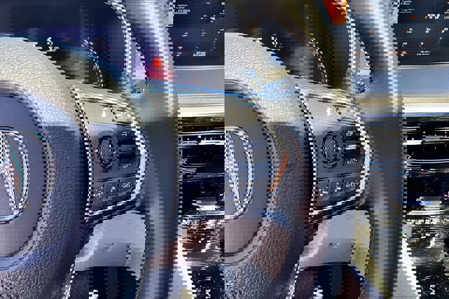 Used 2023 Acura MDX FWD w/ Technology Package image 24