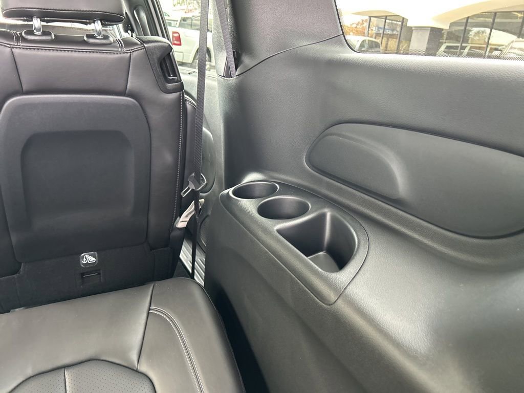 New 2026 Chrysler Pacifica Select AWD/4WD image 21