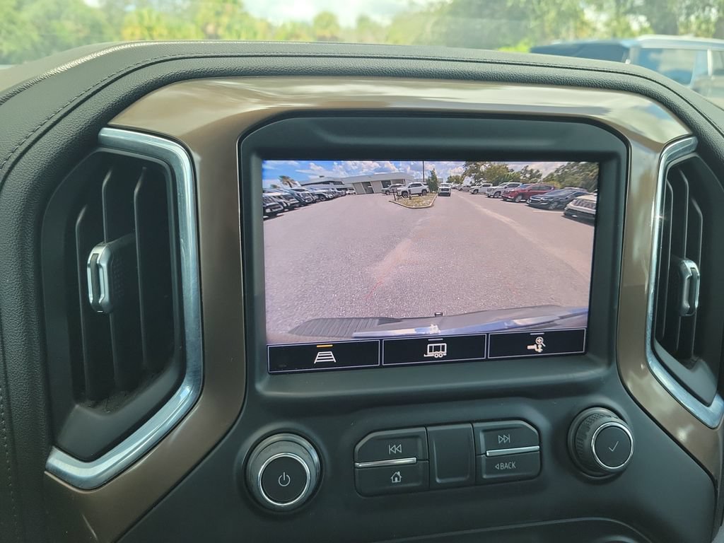 Used 2021 Chevrolet Silverado 1500 High Country AWD/4WD image 25