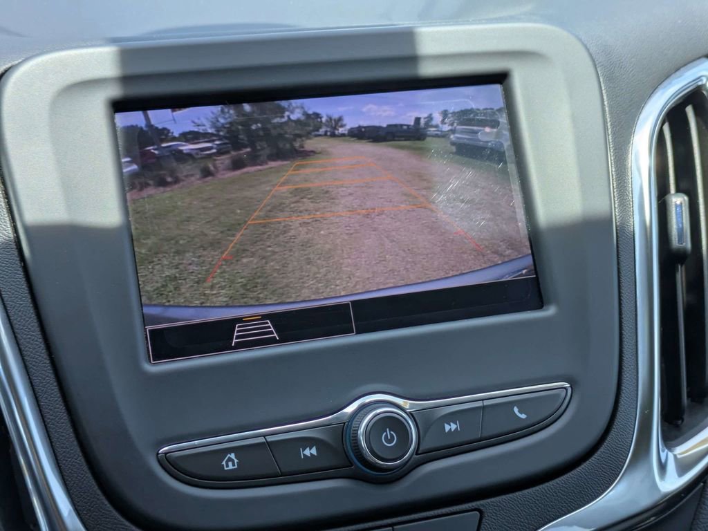 Used 2024 Chevrolet Equinox LT FWD image 22