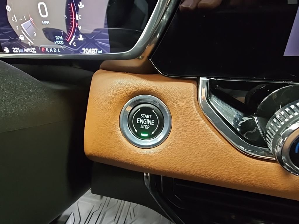 Used 2023 GMC Canyon AT4 w/ Canyon Safety Plus Package image 23