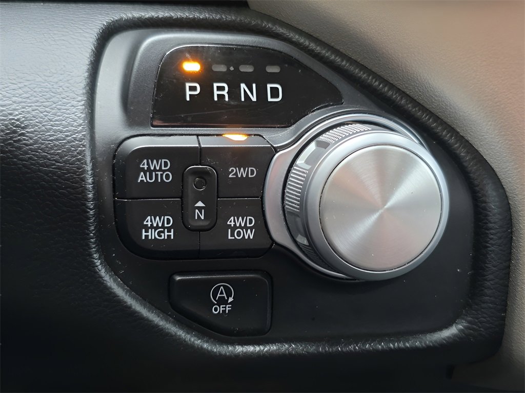 Used 2019 RAM 1500 Laramie image 26