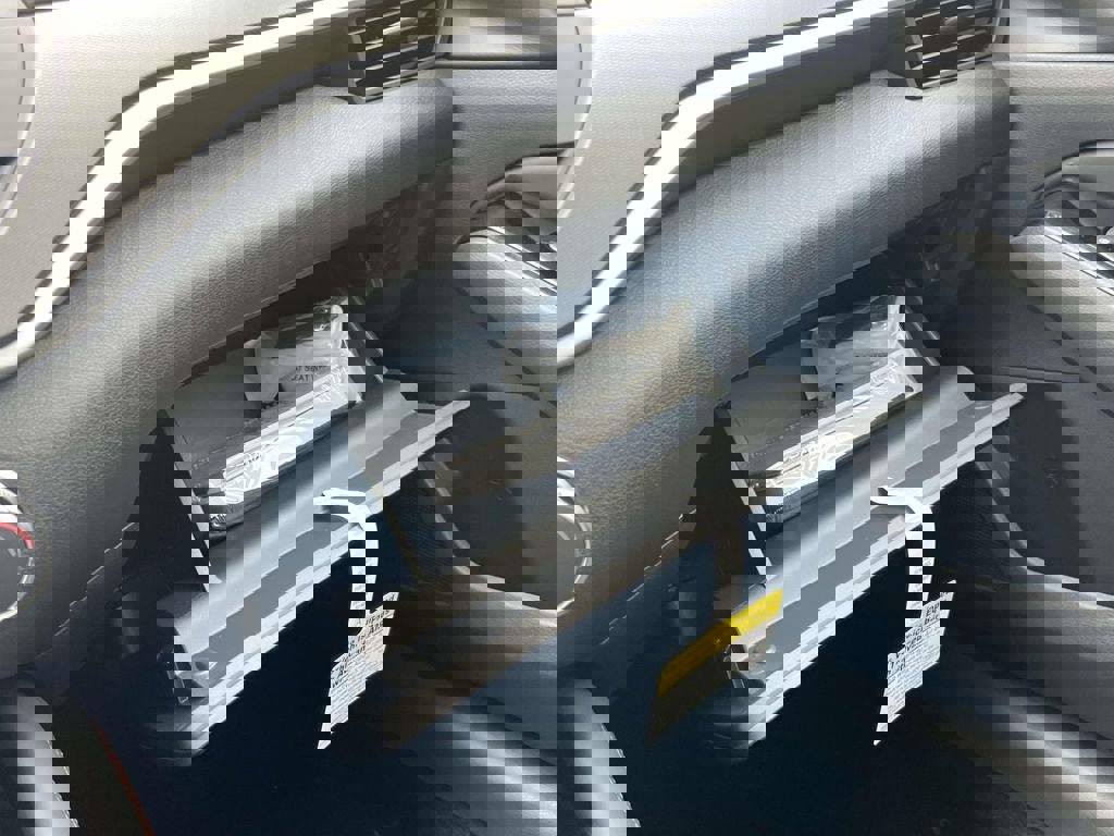 New 2025 Nissan Altima 2.5 SR image 11