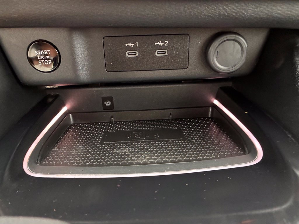 Used 2024 Nissan Rogue Platinum FWD image 35