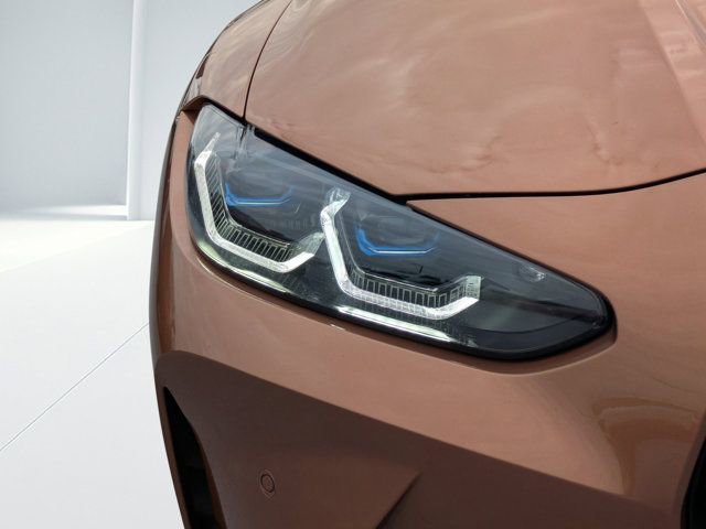 Used 2024 BMW M4 Competition image 8