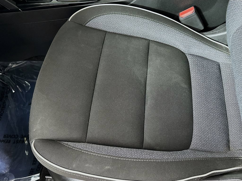 Used 2023 Chevrolet TrailBlazer LT AWD/4WD image 27
