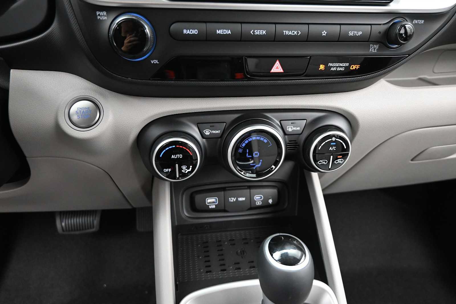 New 2026 Hyundai Venue SEL FWD image 20