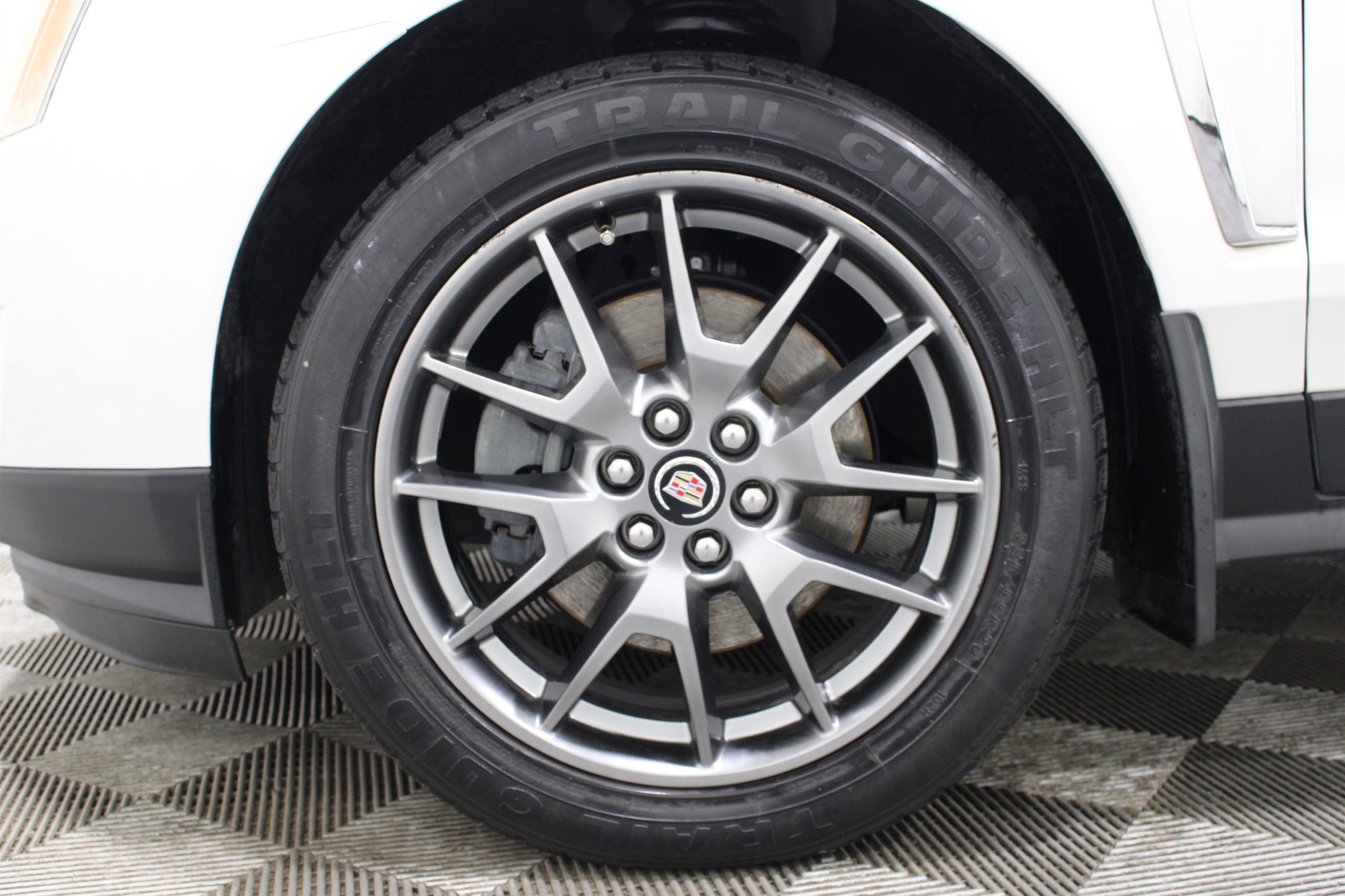 Used 2016 Cadillac SRX Premium w/ LPO, Protection Package image 36