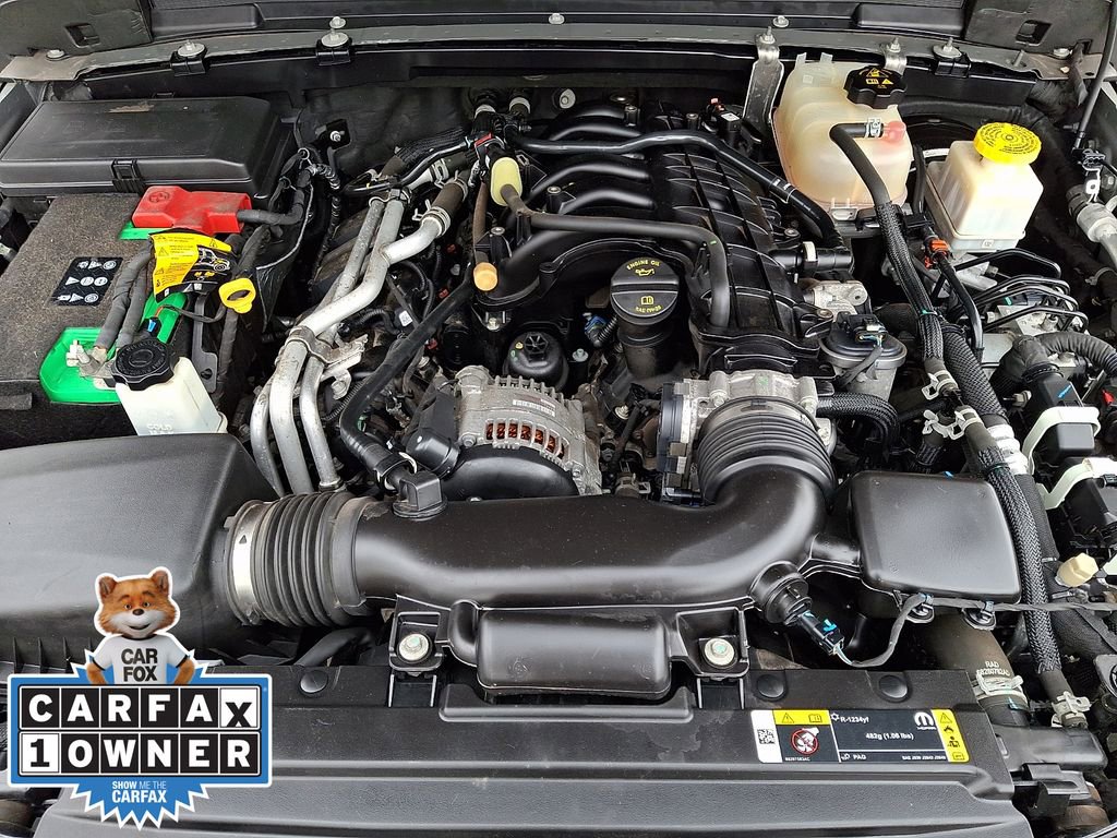 Used 2022 Jeep Gladiator Willys AWD/4WD image 27