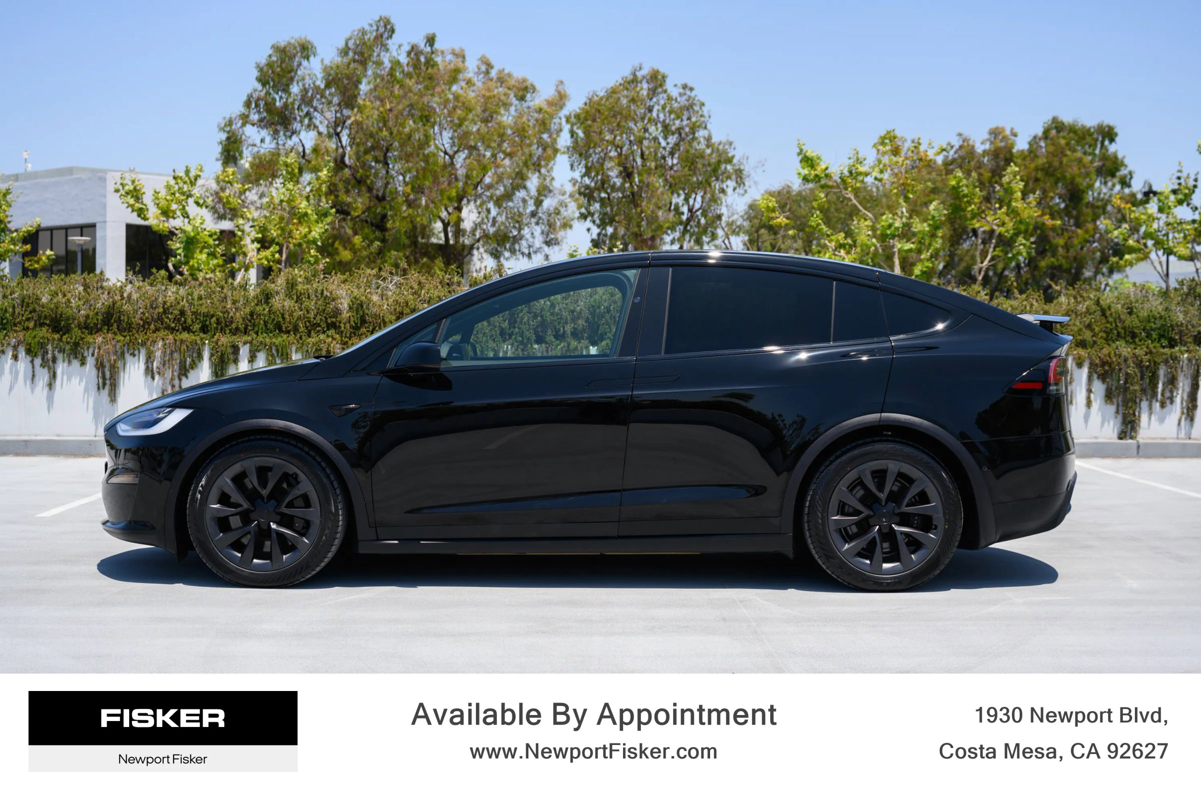 Used 2022 Tesla Model X image 2