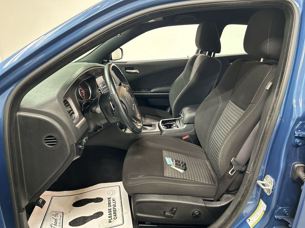 Used 2021 Dodge Charger SXT w/ Cold Weather Package image 9