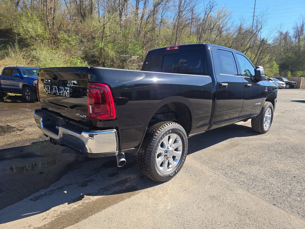 New 2026 RAM 2500 Big Horn AWD/4WD image 4