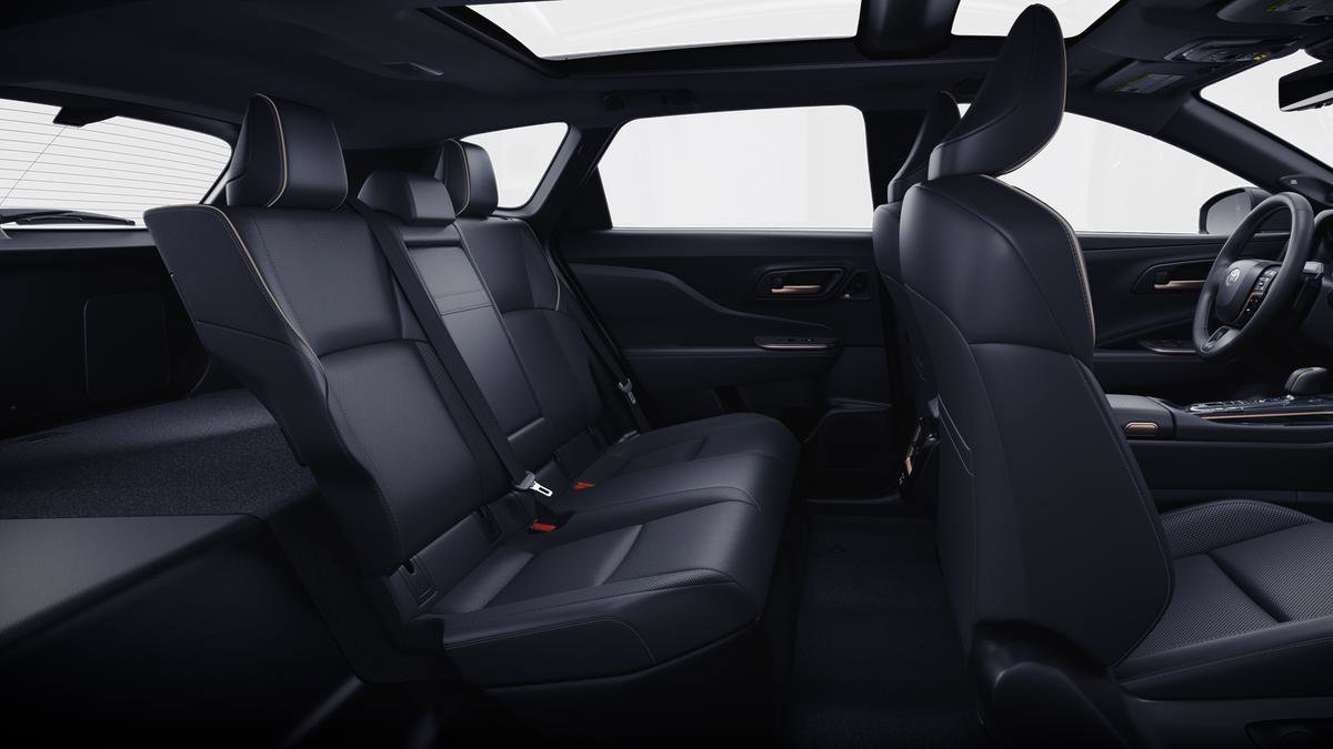 New 2025 Toyota Crown Signia Limited w/ Advanced Technology Package image 21