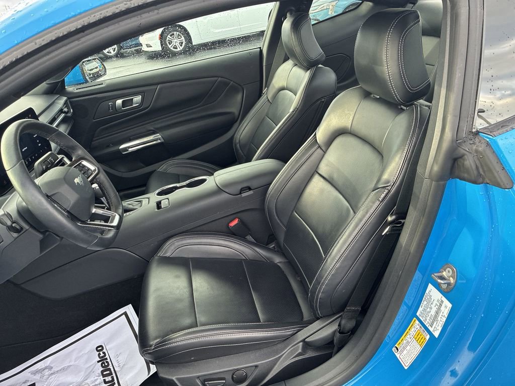Used 2024 Ford Mustang Premium image 11