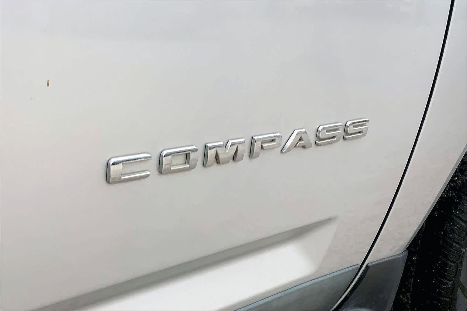 Used 2012 Jeep Compass Sport FWD image 9