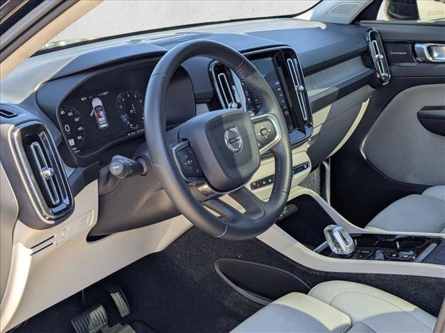 Used 2021 Volvo XC40 T5 Inscription w/ Advanced Package image 9