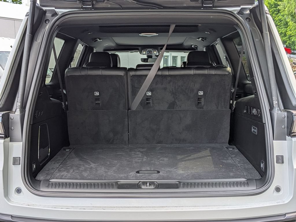 New 2026 Jeep Grand Wagoneer L Limited AWD/4WD image 6