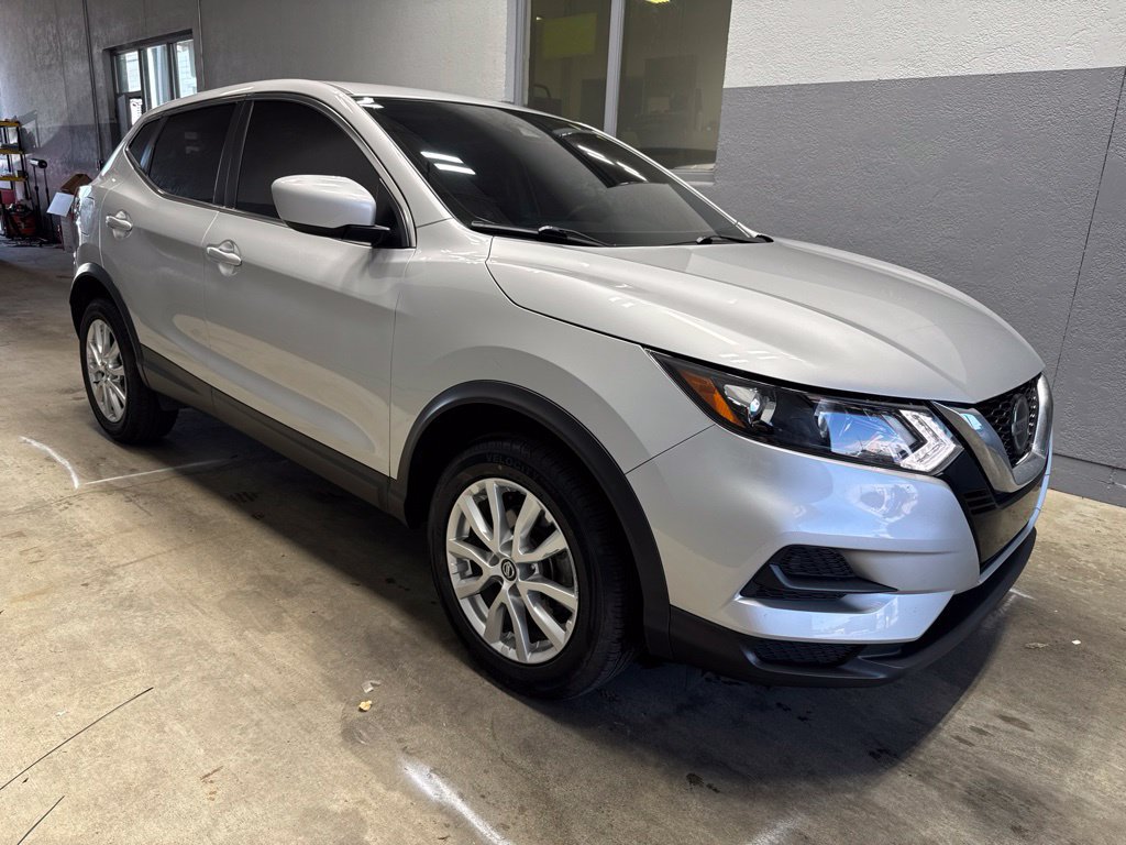 Used 2022 Nissan Rogue Sport S FWD image 4