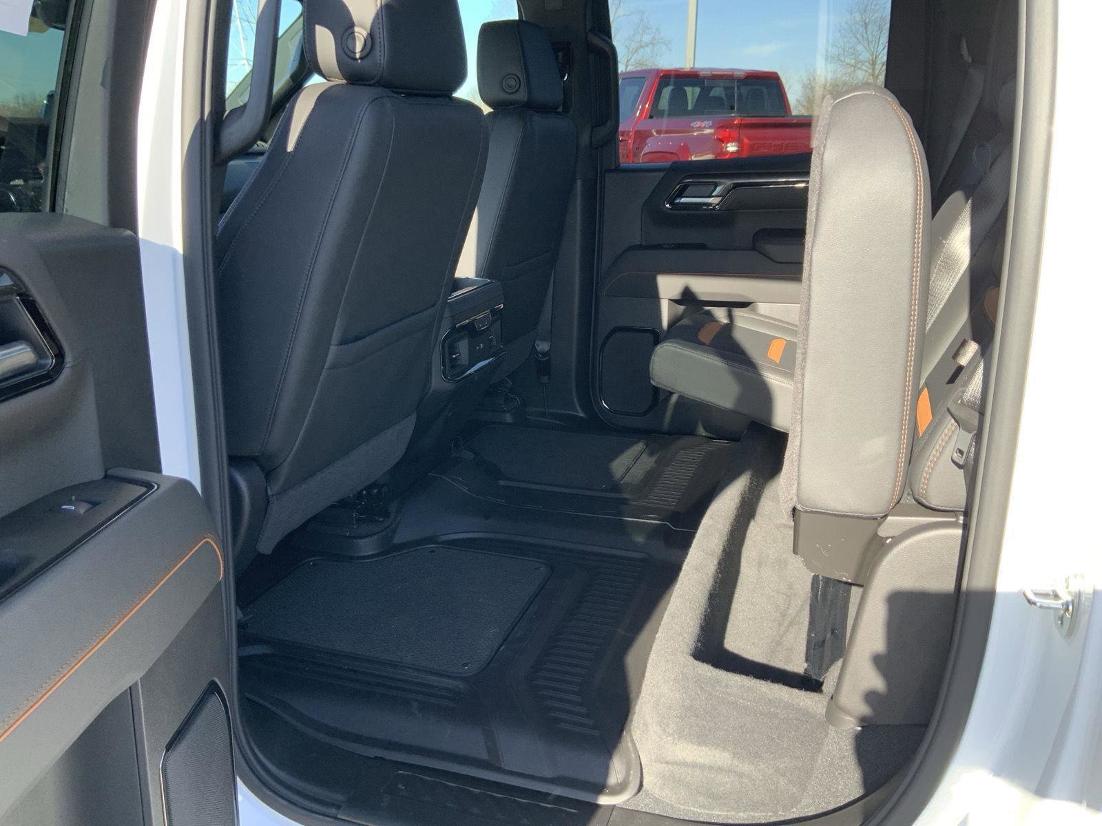 Used 2026 GMC Sierra 1500 AT4 w/ AT4 Premium Package AWD/4WD image 64