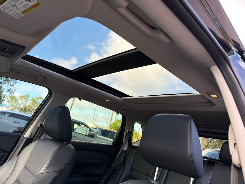 Used 2024 Nissan Rogue SV w/ SV Premium Package image 17